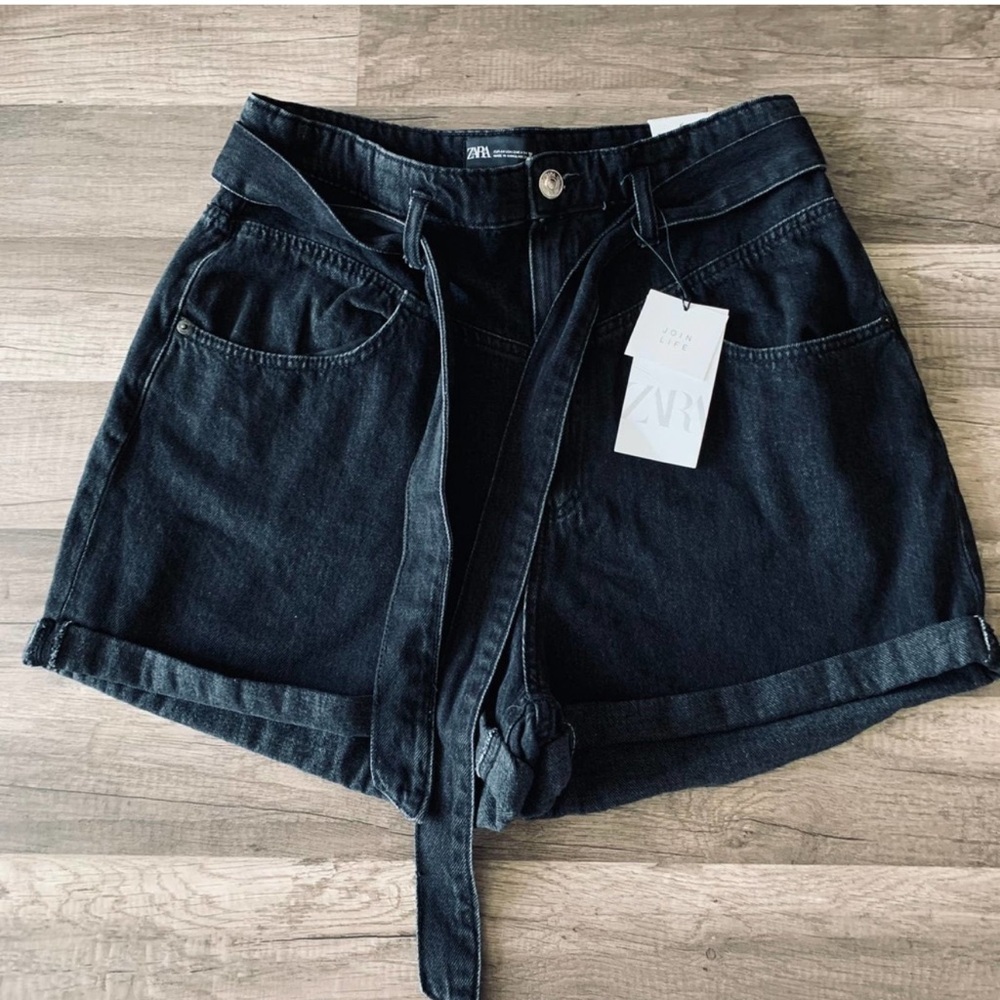 Zara | Hi-Rise Black Denim Shorts